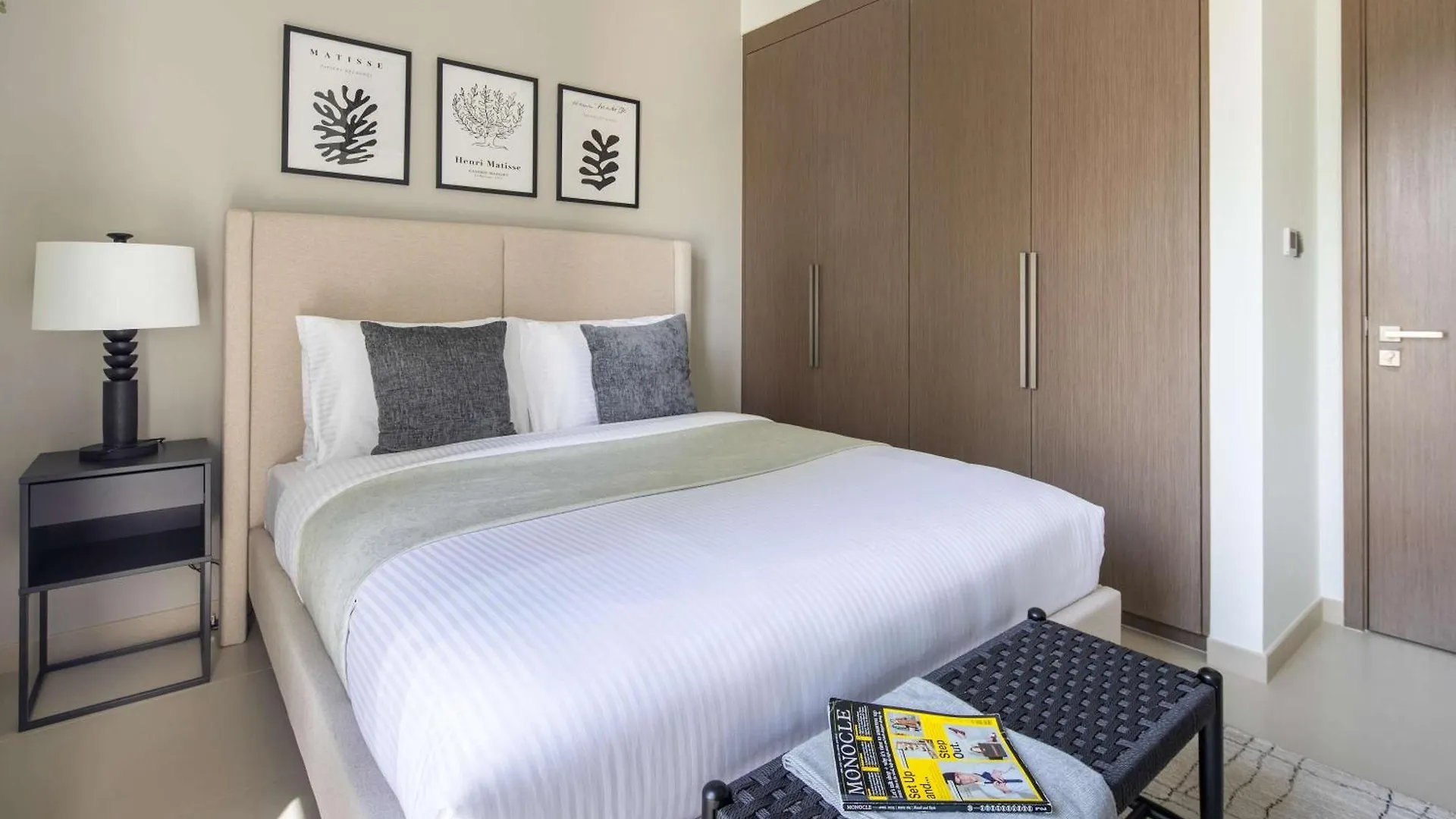 Apartment Frank Porter - Act 1 Act 2 Dubai United Arab Emirates